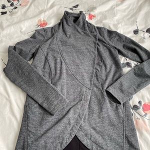 lululemon crossover jacket